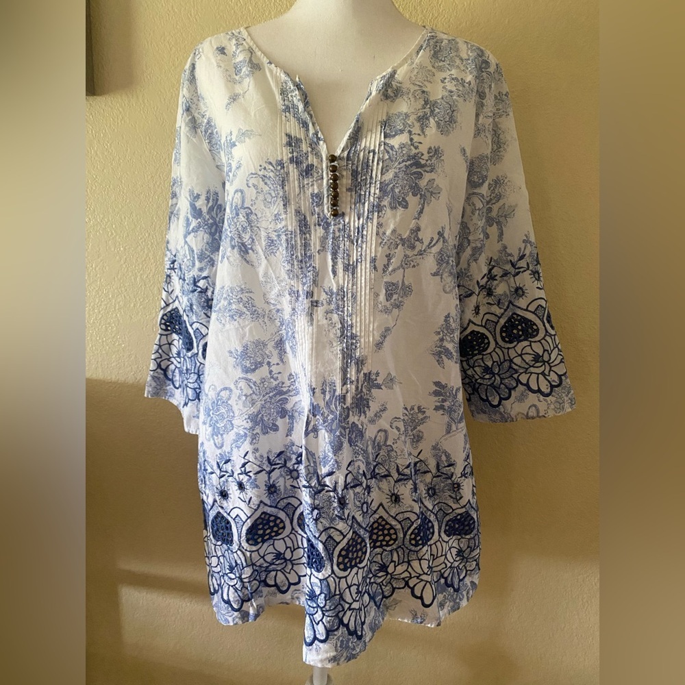 Soft Surroundings Peasant Embroidered Floral Top